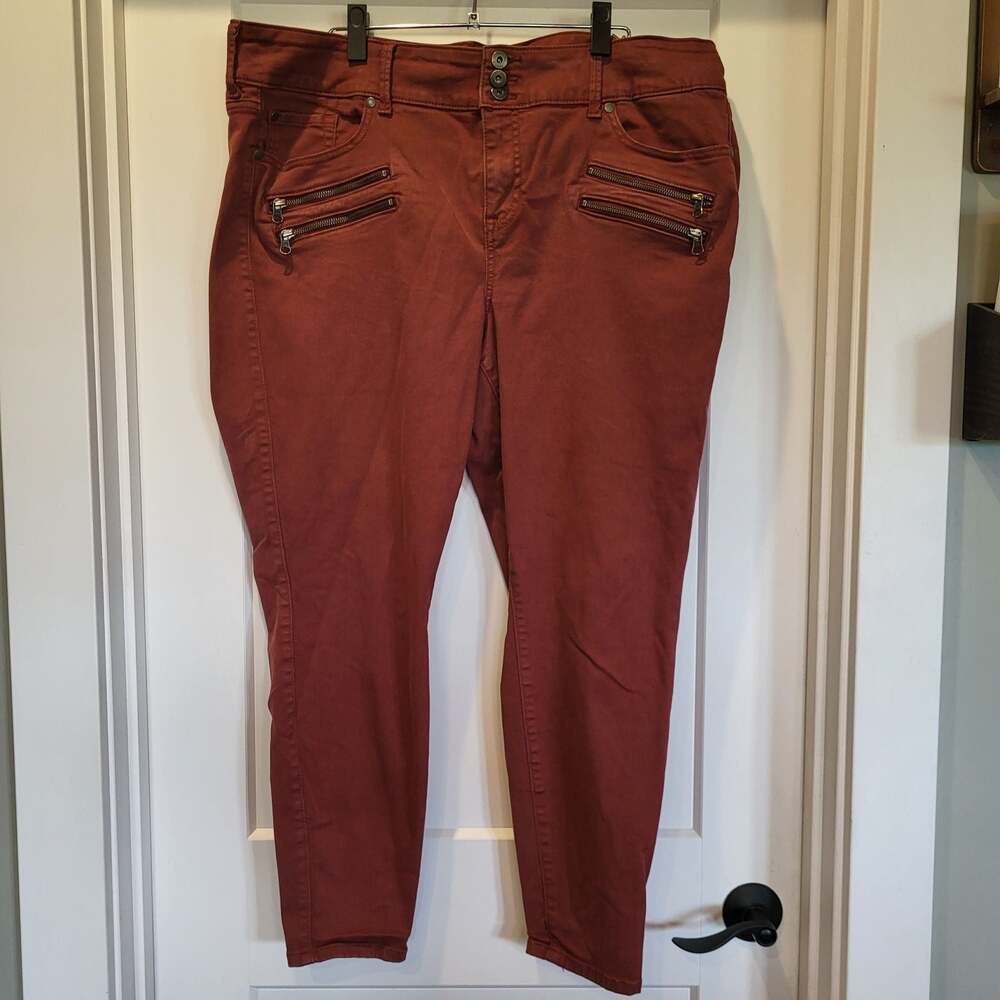 Torrid Super Soft Feel The Fit Red Zip Moto Skinny Jegging Size 22R